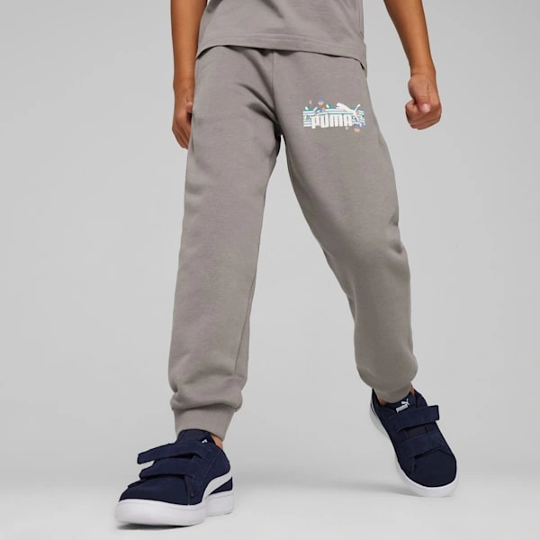 PUMA ESS+ Léto: Tepláky pro malé dobrodruhy! Hřejivé pohodlí pro hravé léto, ideální pro každé dítě!